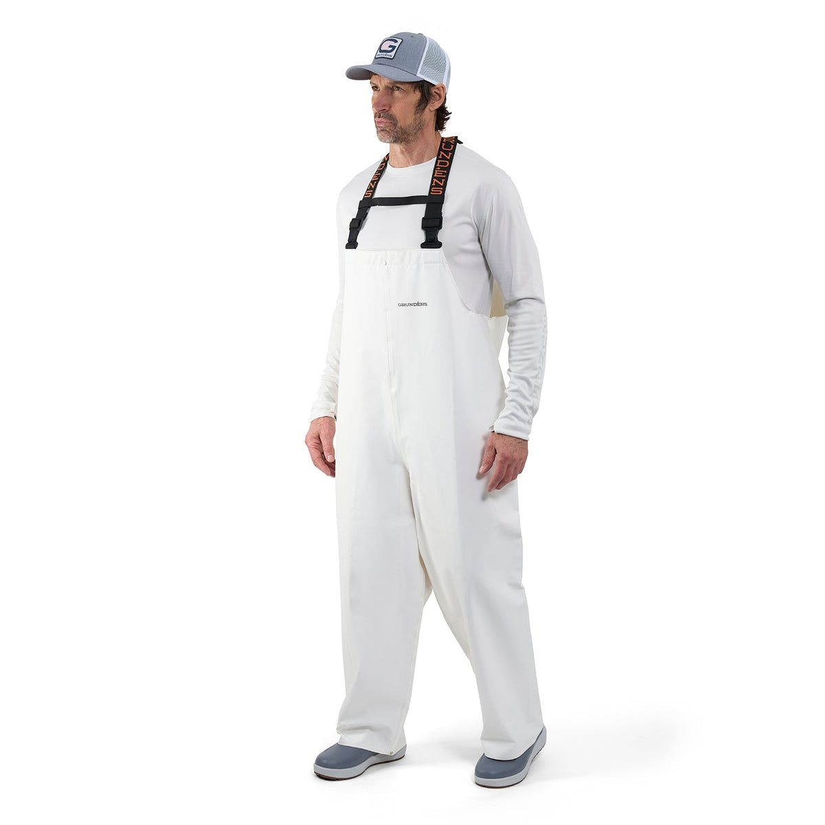 Grundens Clipper 116 Bib — side on model